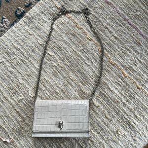 Lightly Loved Women's Small Skull Bag in Bone